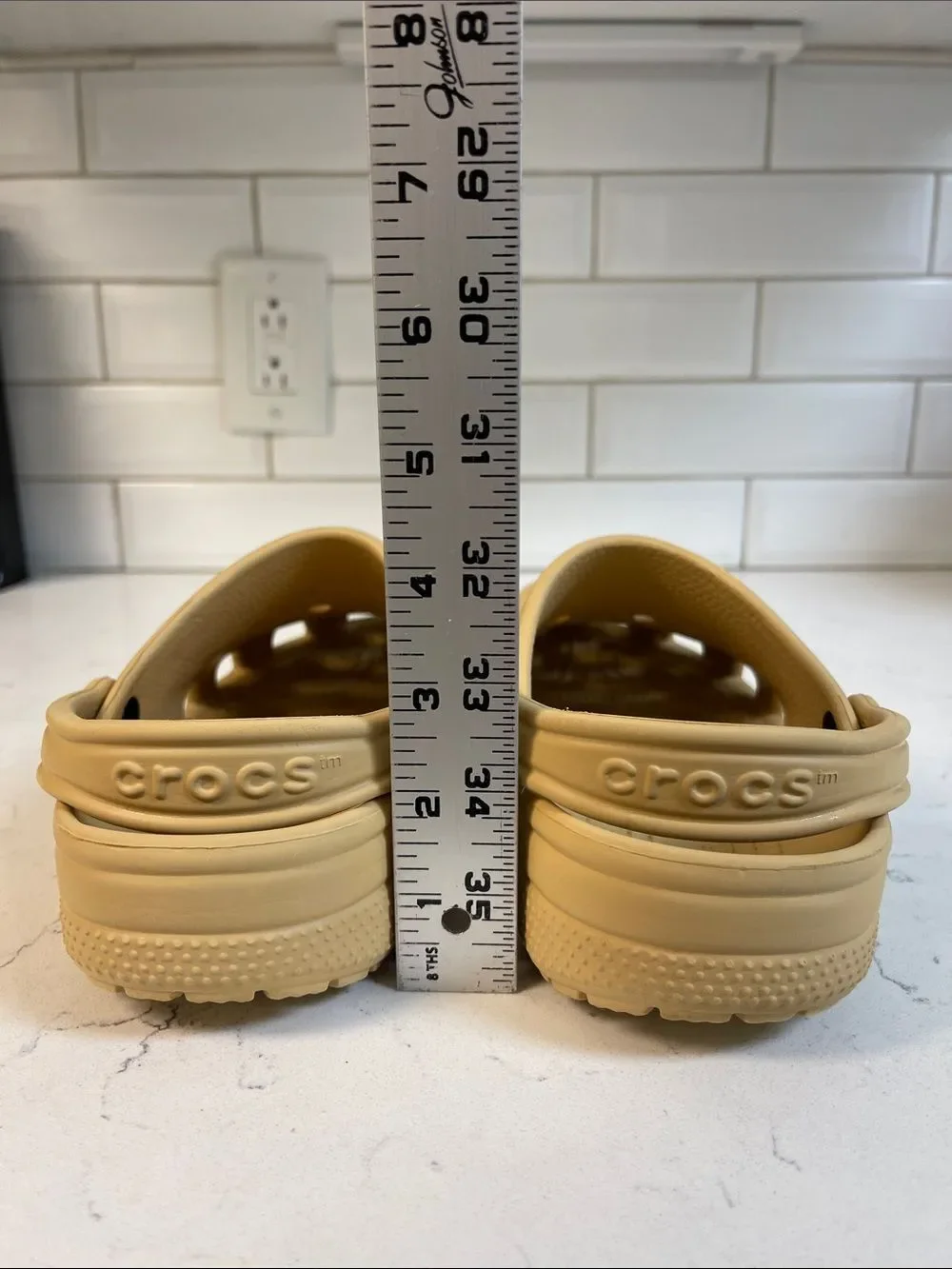 Crocs Men's Wheat Classic Clog Unisex Men’s 7 Women’s 9 Style # 10001